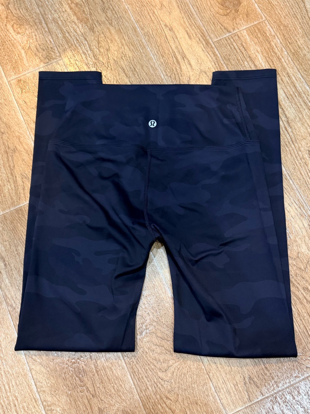 lululemon ebb to train high rise camo leggings, size 6